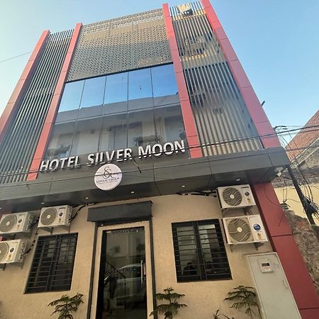 Hotel Silver Moon Jaipur Bagian luar foto
