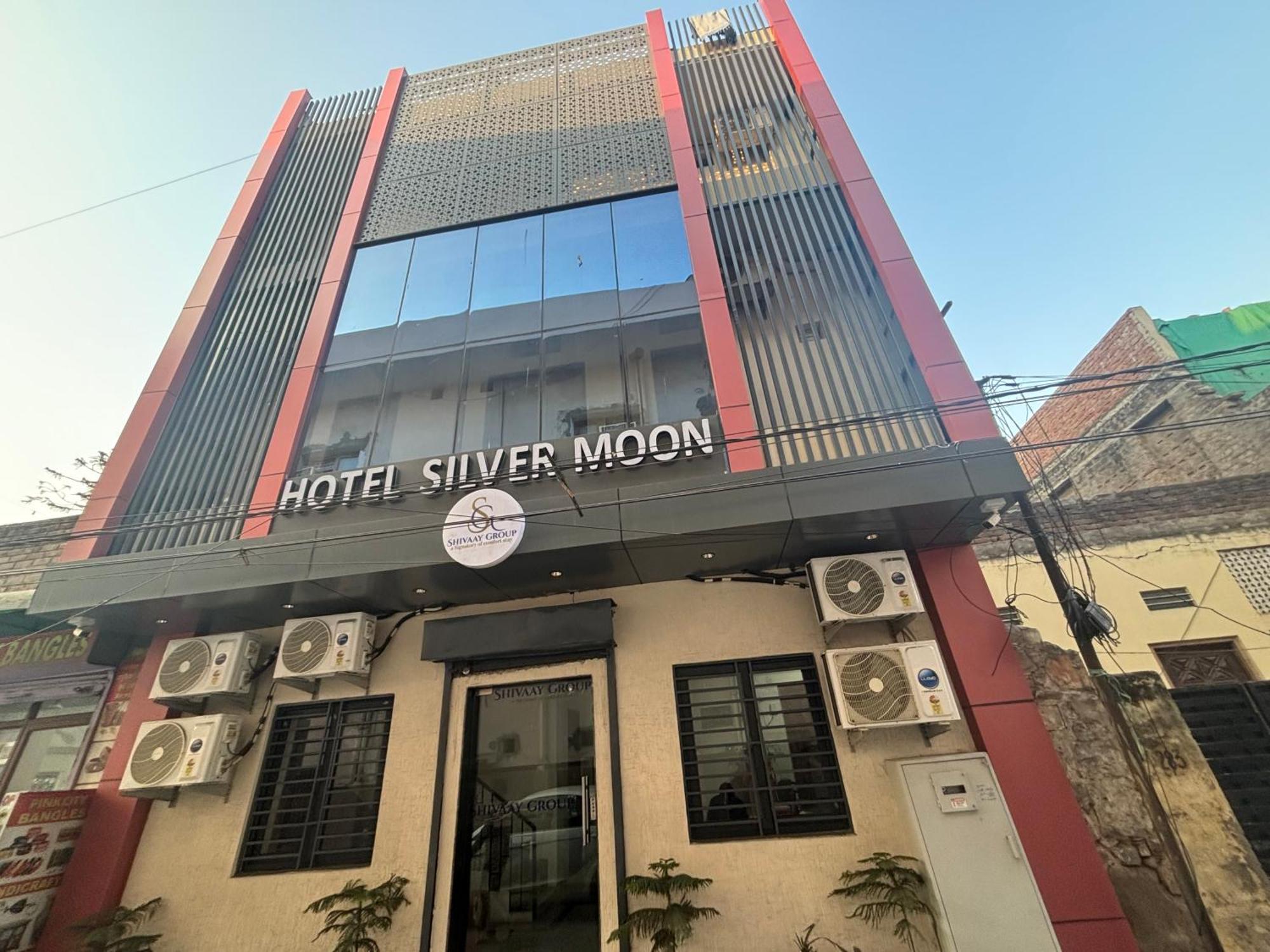 Hotel Silver Moon Jaipur Bagian luar foto