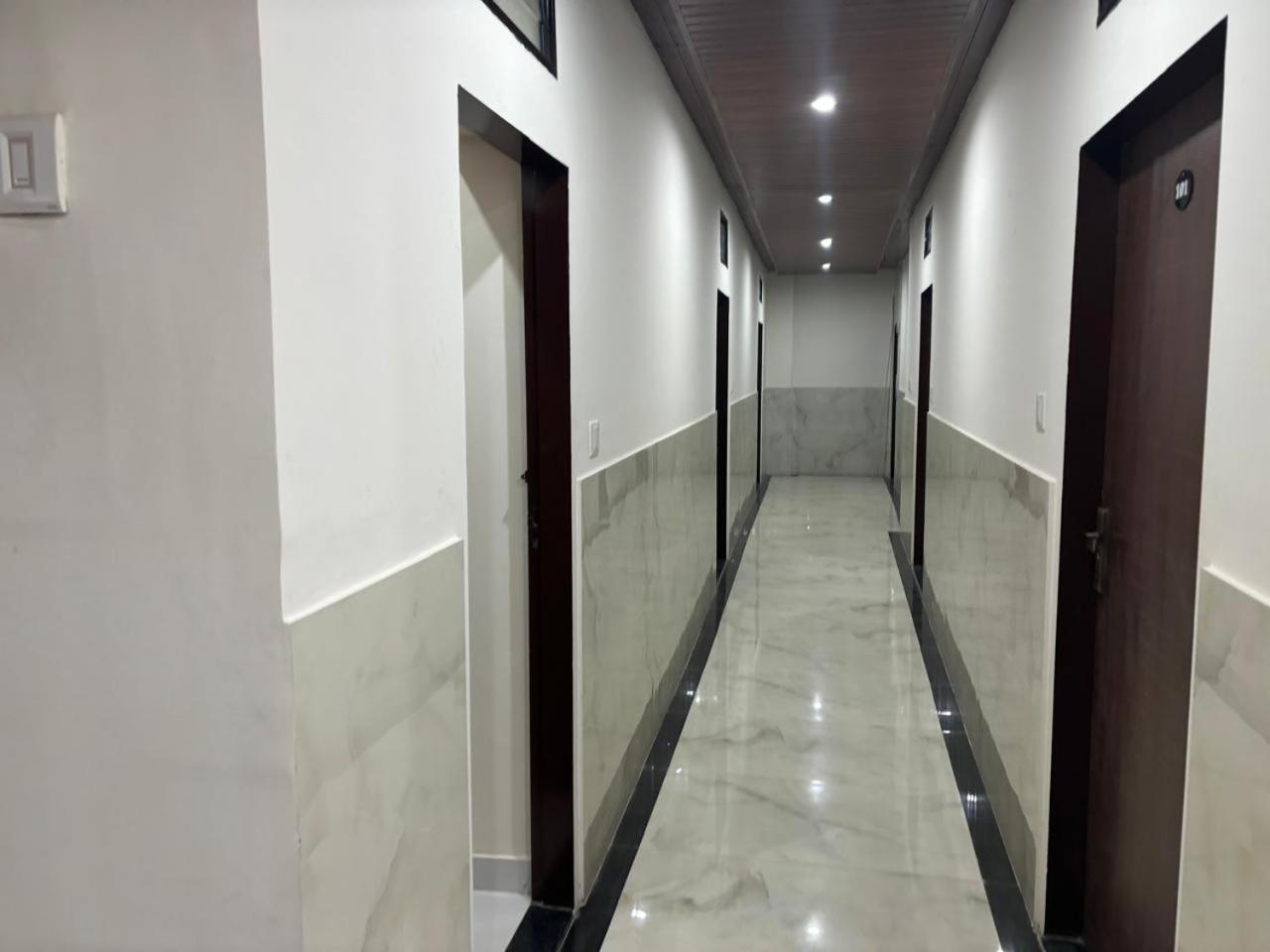 Hotel Silver Moon Jaipur Bagian luar foto